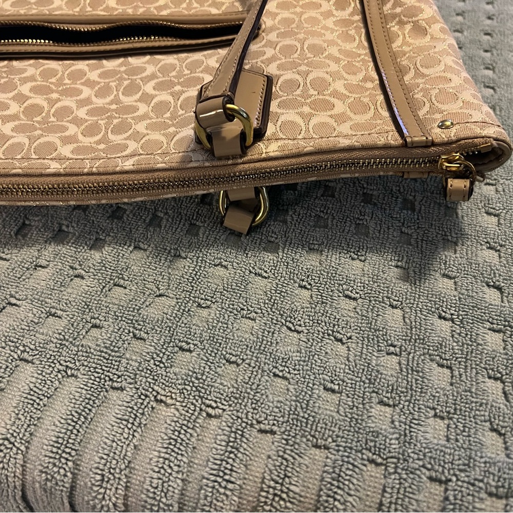 Coach tote Purse F1382-26414 - Picture 12 of 16
